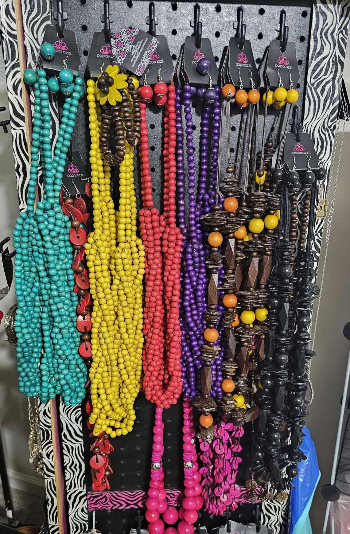 Paparazzi Jewelry Mixed Lot /100 pieces