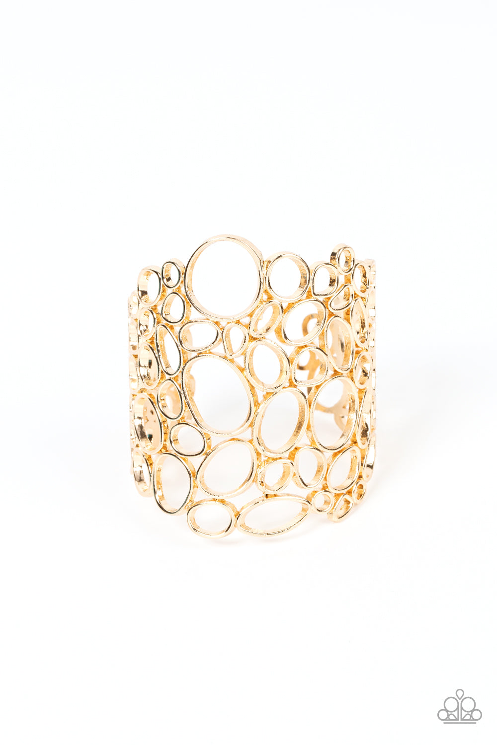All Turned Around - Gold cuff bracelet