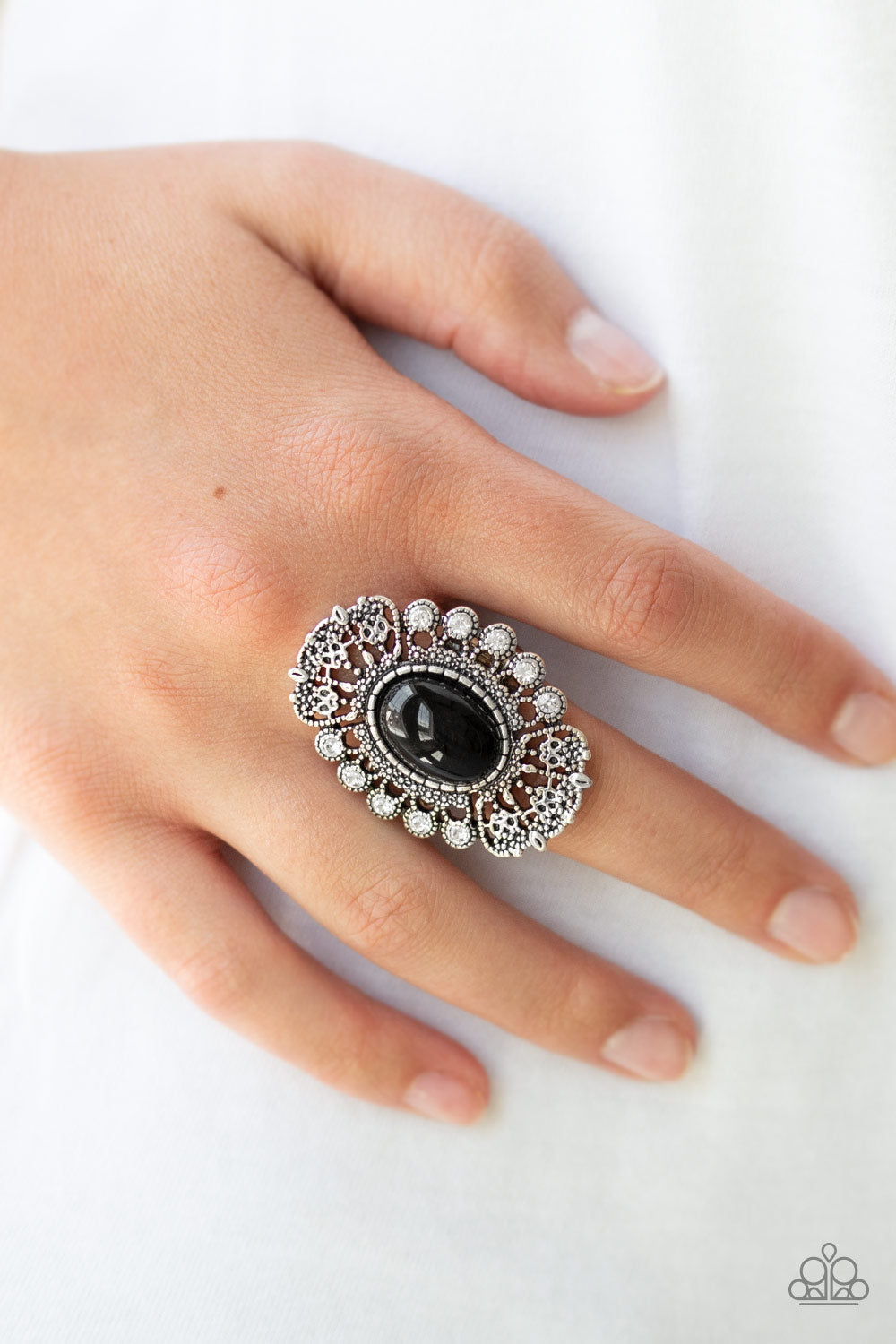 Radiantly Regal - Black ring