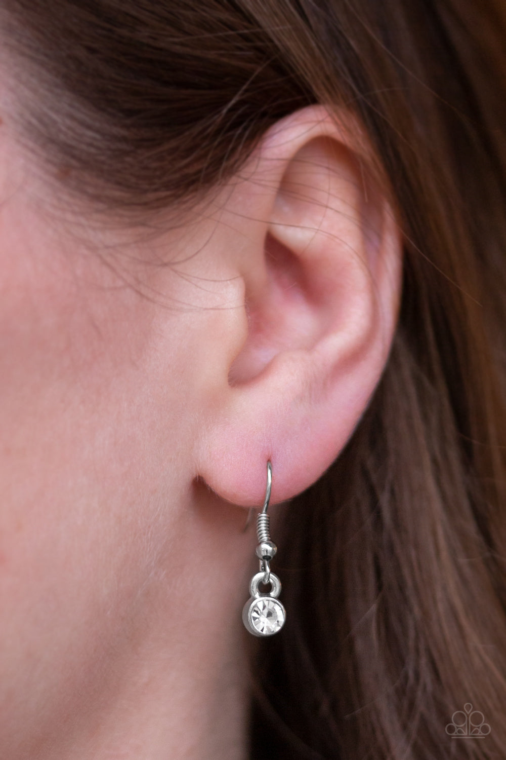 Five-Star Starlet - White rhinestones necklace