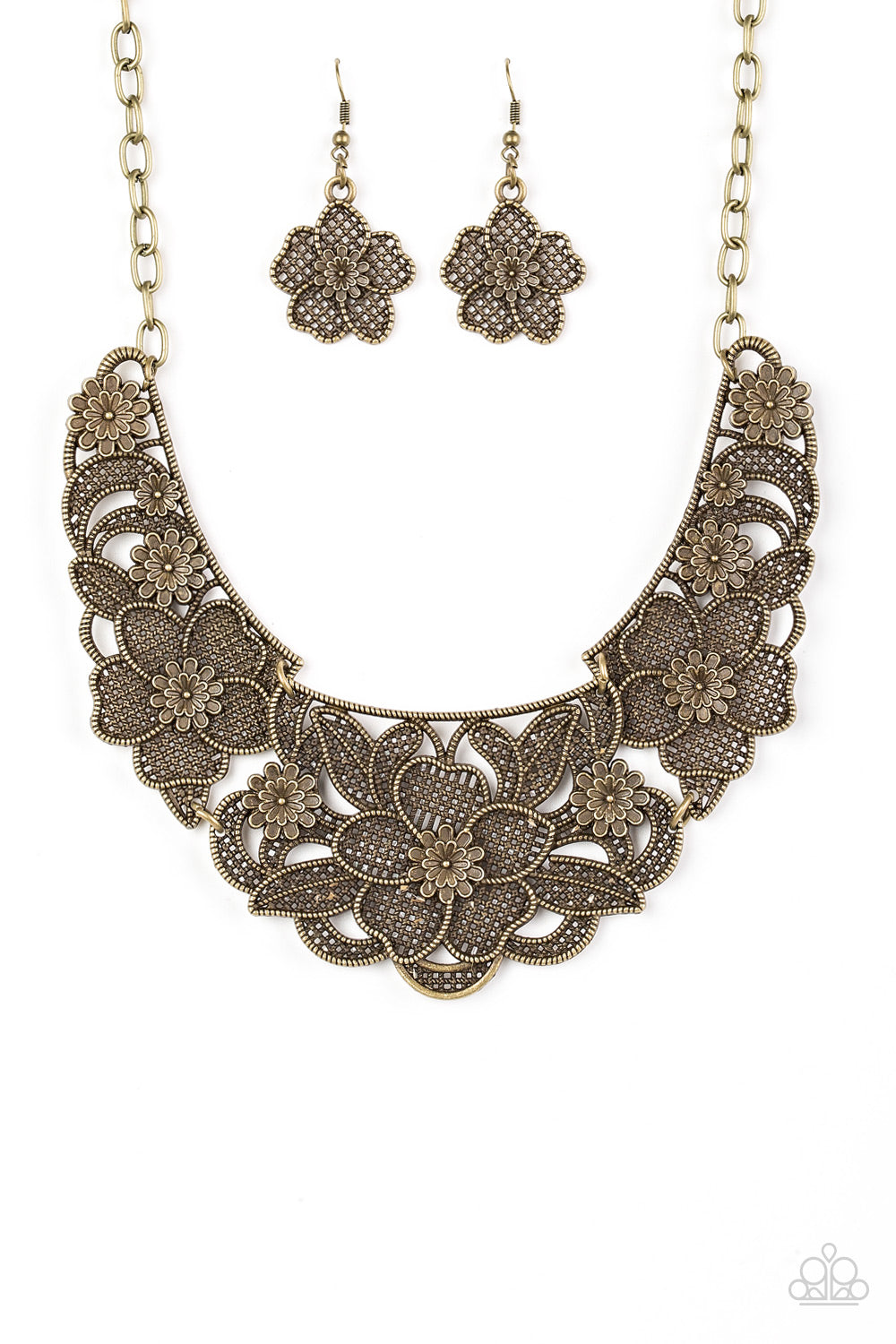 Petunia Paradise - brass necklace