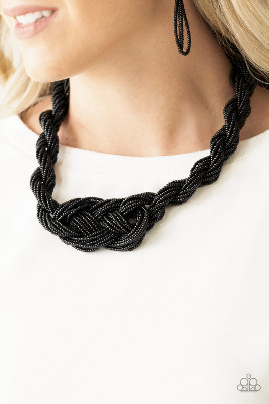 A Standing Ovation - Black necklace