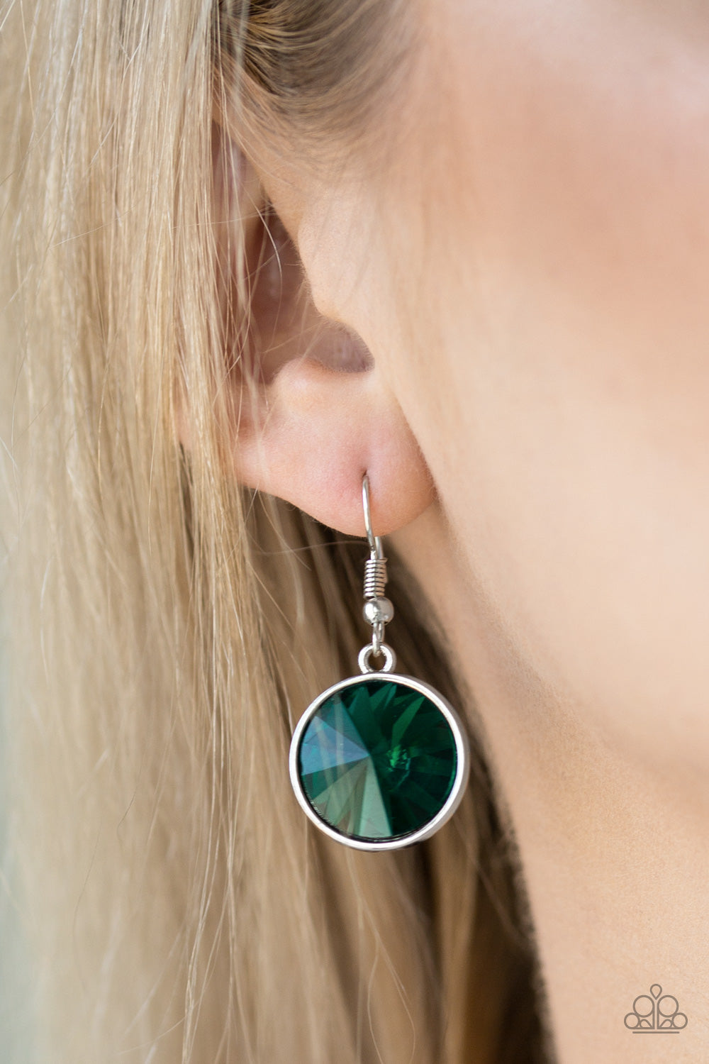 She Sparkles On - Green necklace w/ matching bracelet