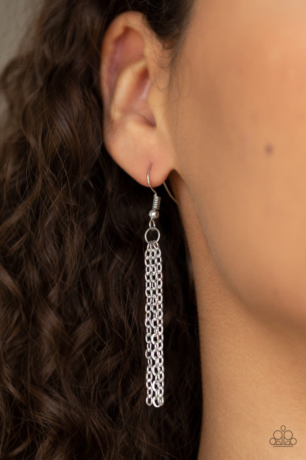 So Obvious - White gem necklace ( LIFE OF THE PARTY NOVEMBER 2019)