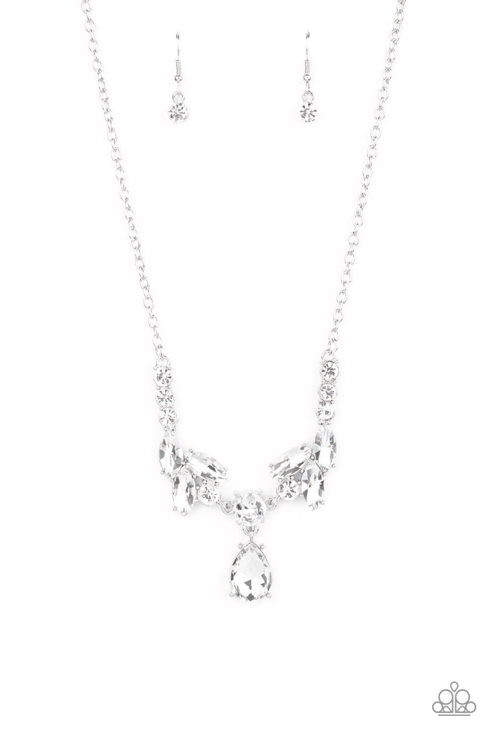Unrivaled Sparkle - white rhinestones necklace