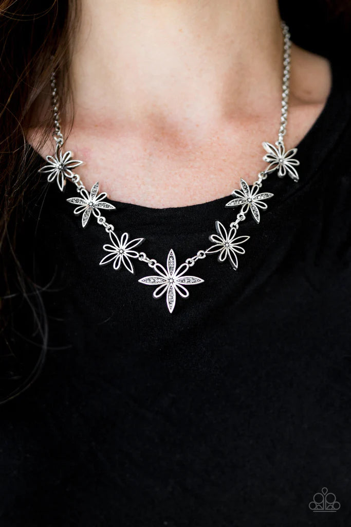 DECKED OUT IN DAISIES - SILVER FLORAL NECKLACE
