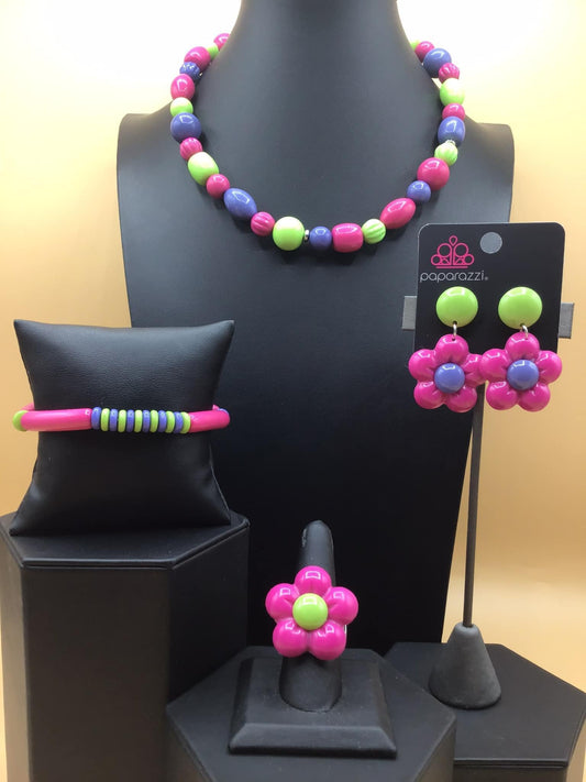 Glimpses of Malibu- Complete Trend Blend (November 2023 Fashion Fix)