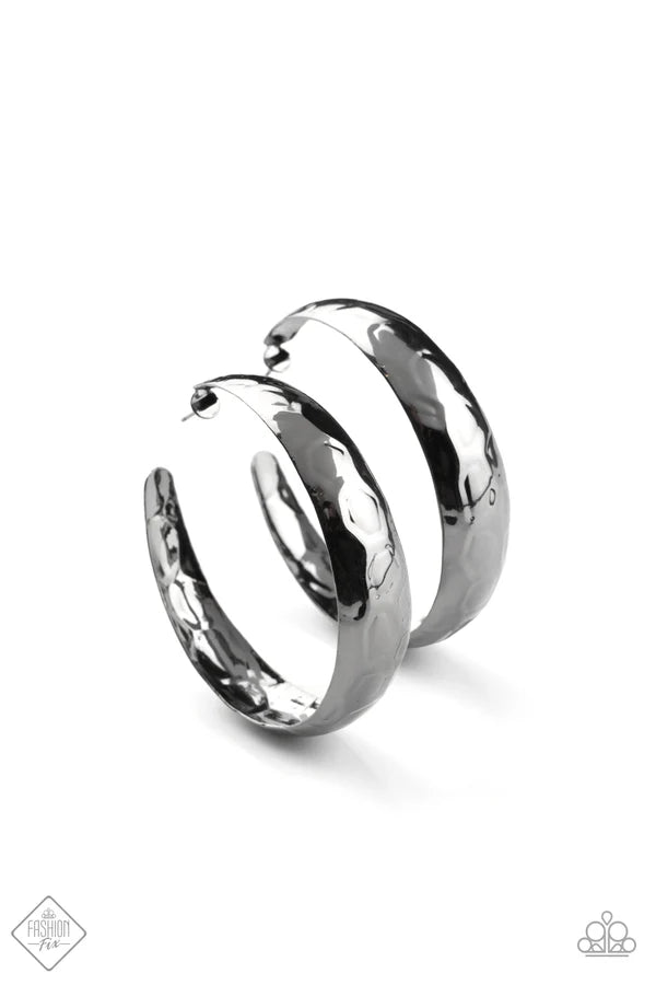 Hey HAUTE Shot - black/gunmetal hoop earrings