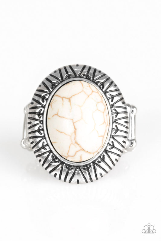 Paparazzi Ring "Surfin Sand Dunes - White"