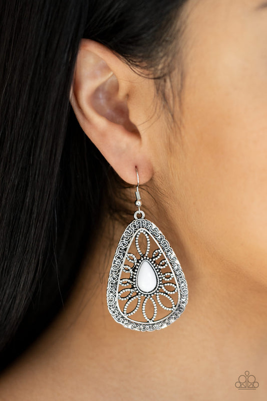 Floral Frill - White earrings
