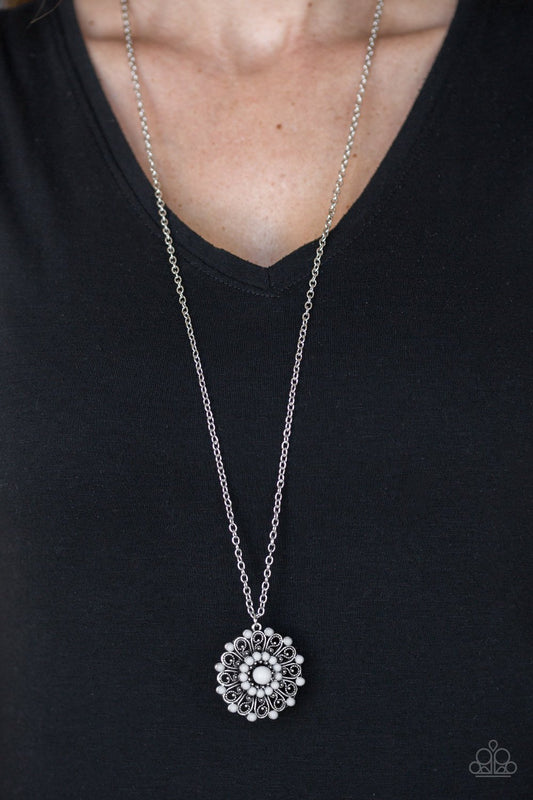 Boho Bonanza - Silver necklace