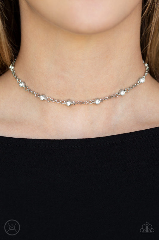 Stunningly Stunning - White rhinestones choker