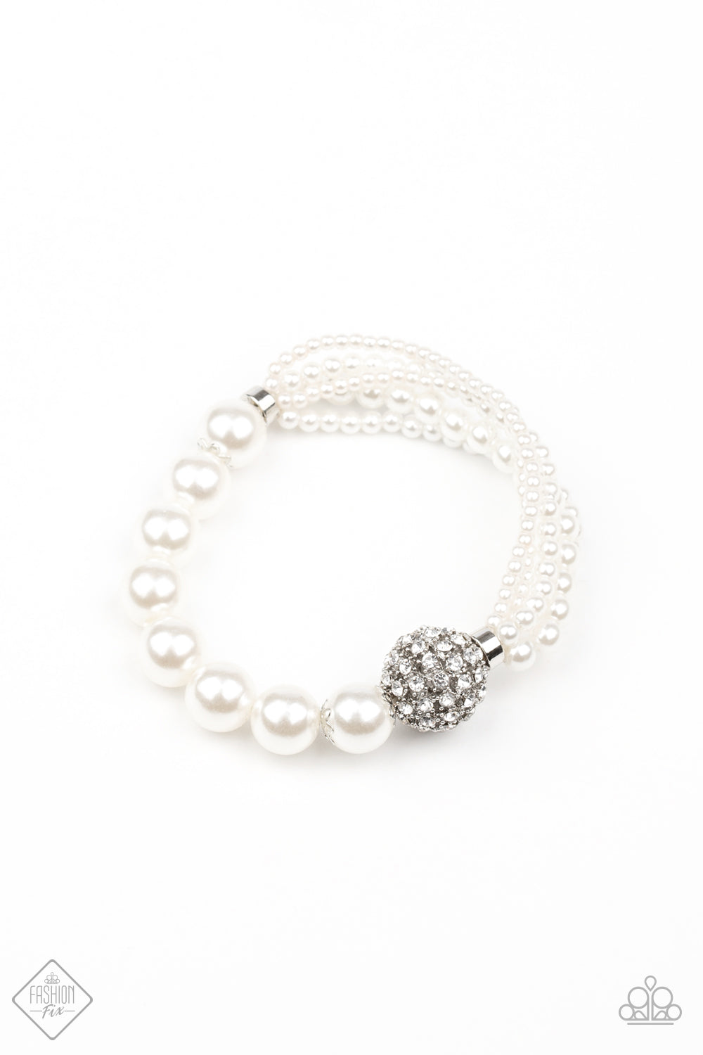 Vintage Diva - White necklace w/ matching bracelet