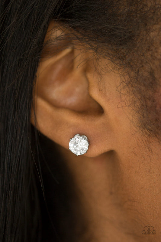 Just In TIMELESS - White gem/silver post earrings
