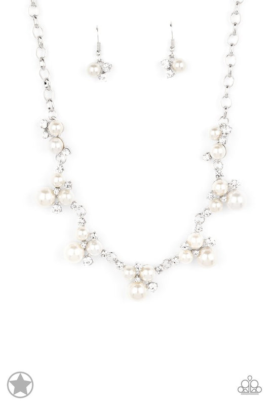 Toast To Perfection - White pearl necklace