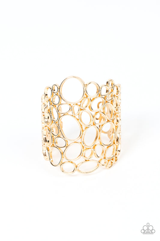 All Turned Around - Gold cuff bracelet