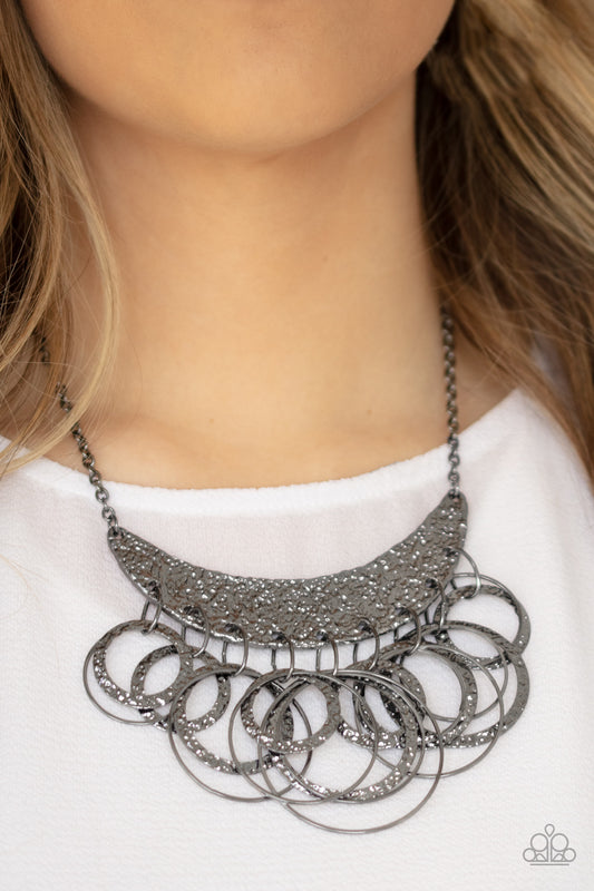 Metro Eclipse - Black/Gunmetal necklace