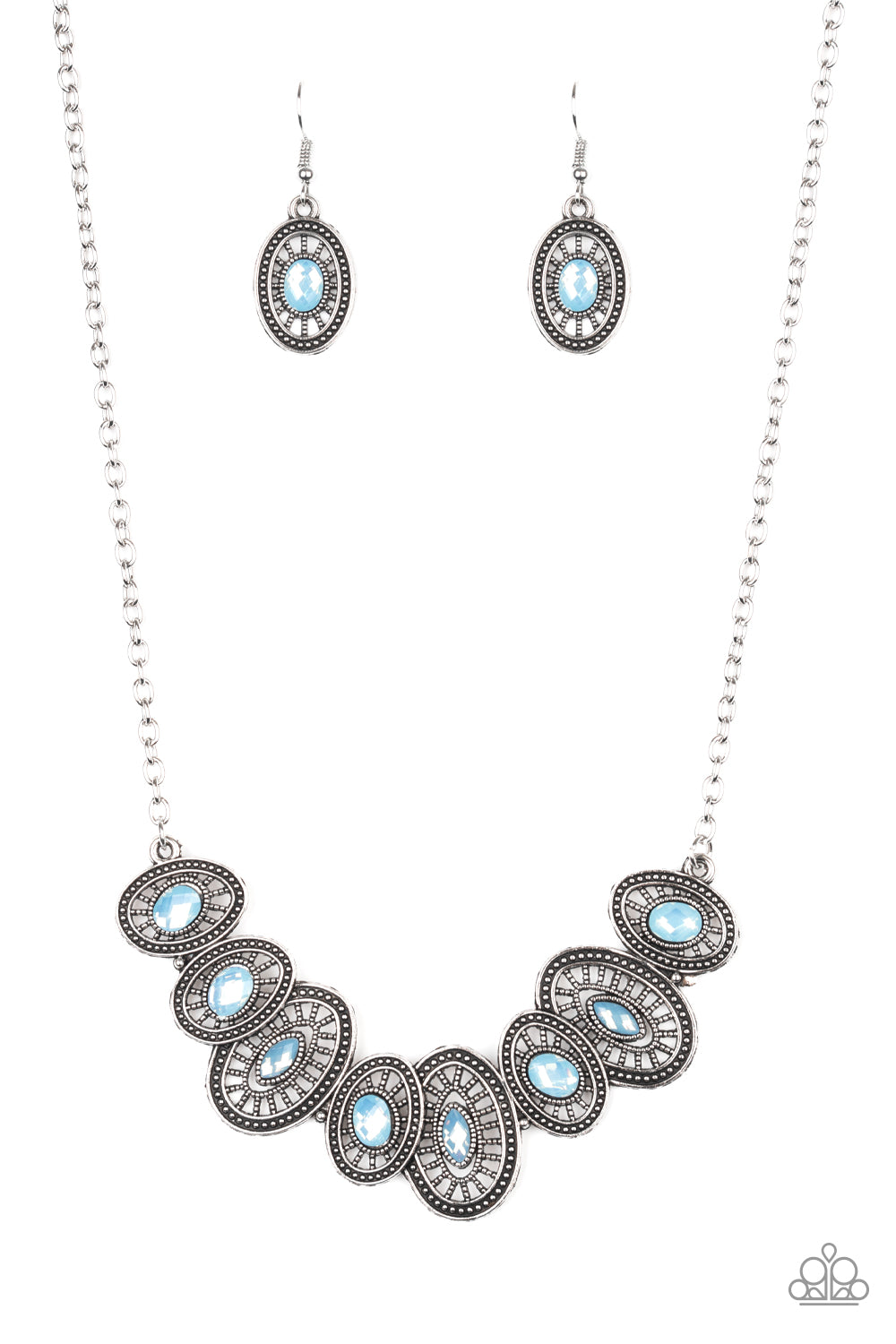 Trinket Trove - Blue necklace