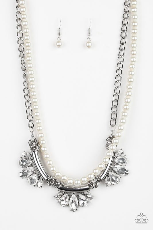 Bow Before The Queen - White pearls/ White rhinestones necklace