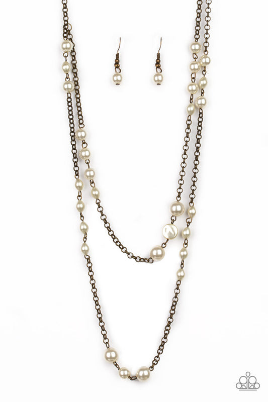 Pearl Promenade - Brass necklace