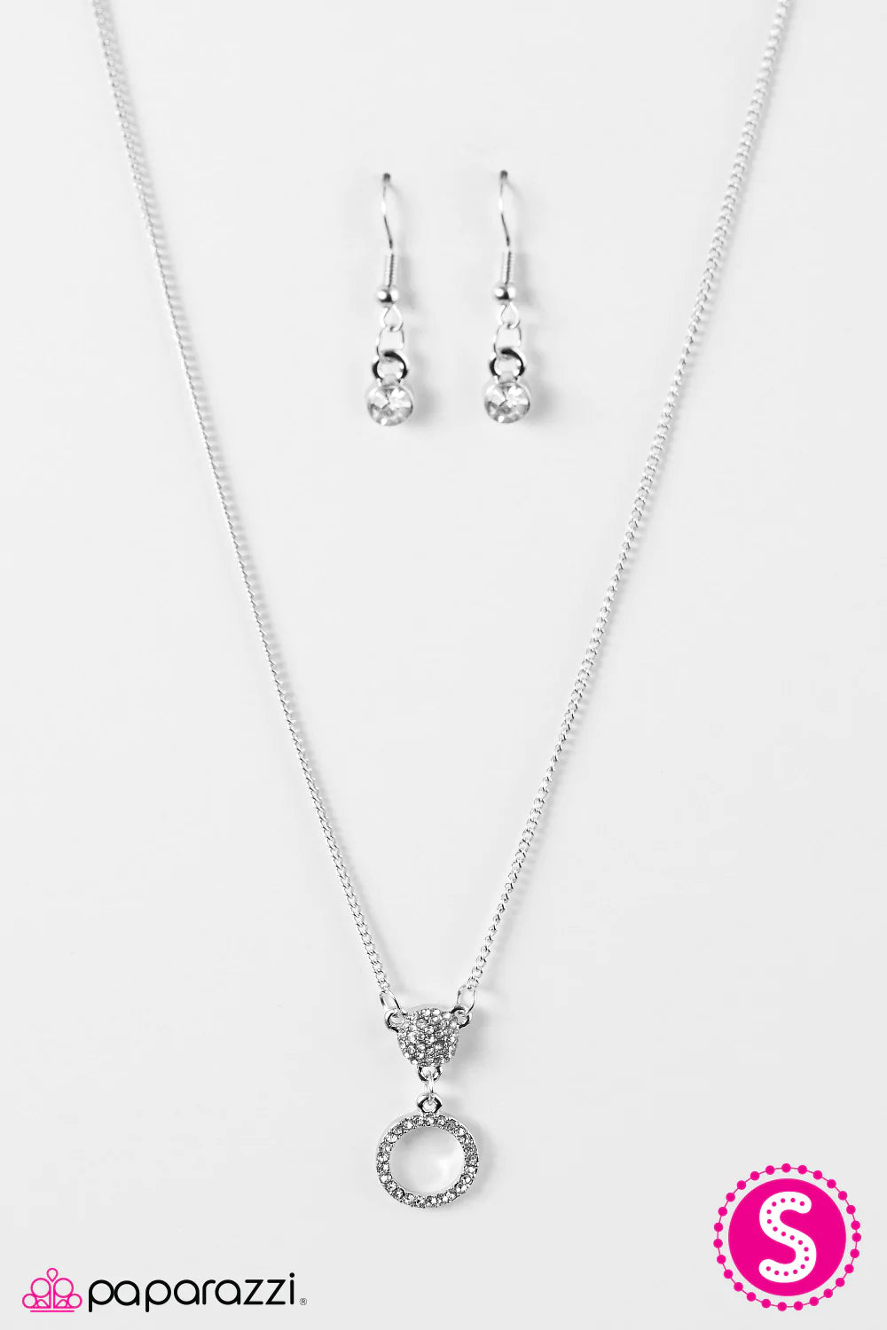 Diva Disco - White Rhinestone Necklace