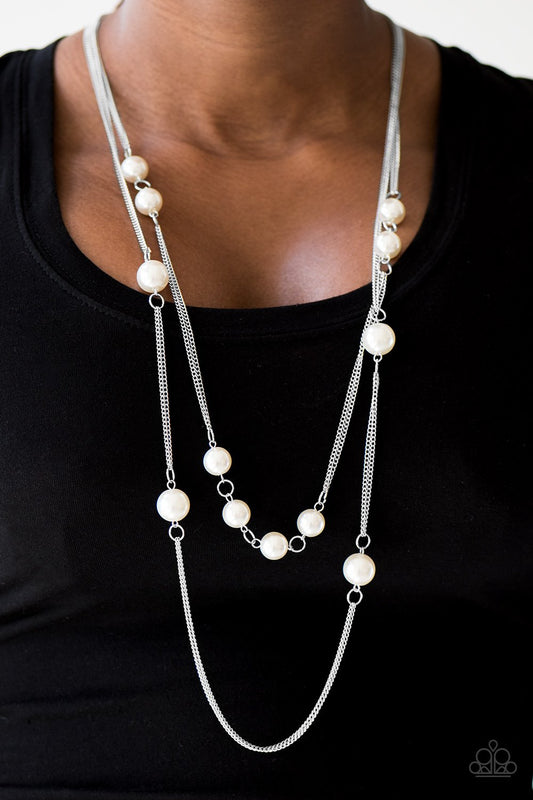 My Main GLAM - White pearl necklace
