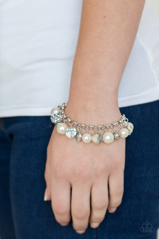 Cupid Couture - White pearl bracelet