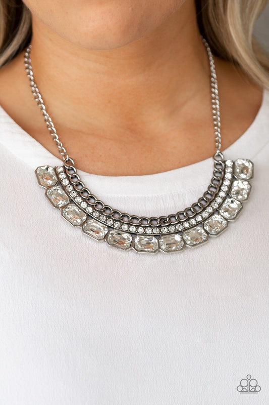 Killer Knockout - White gems necklace