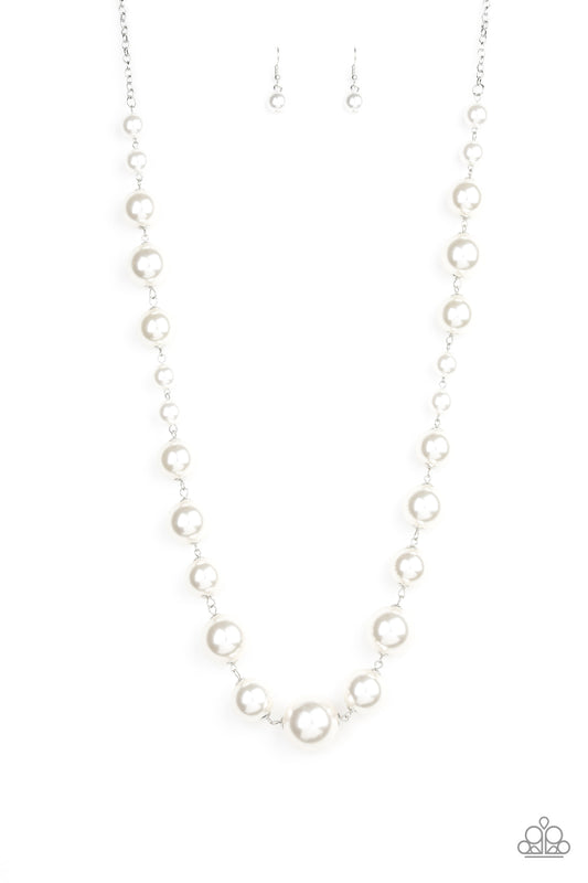 Pearl Prodigy - White pearl necklace
