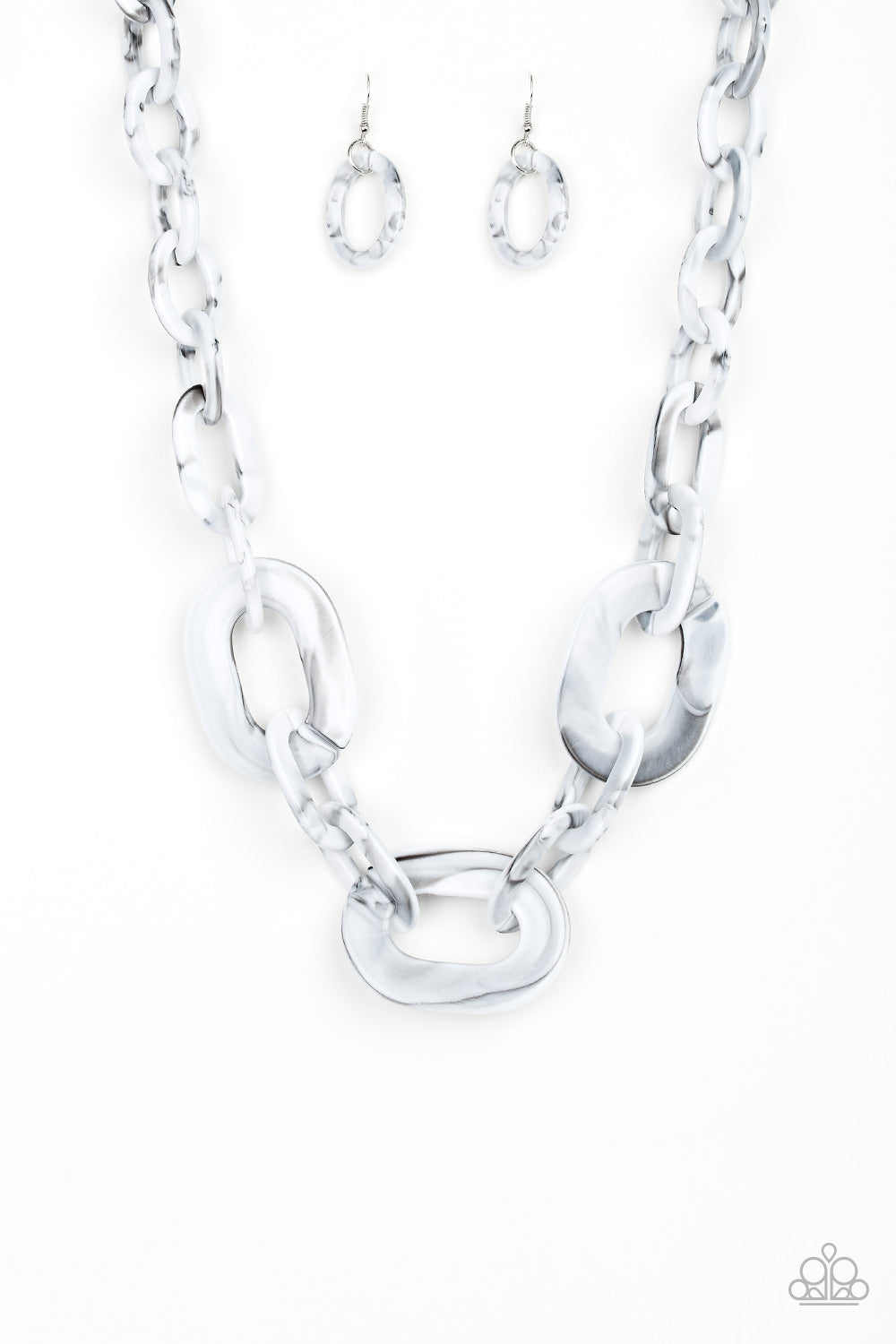 All In-VINCIBLE - Silver necklace