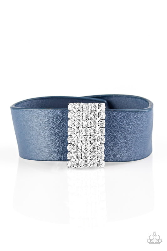 Walk The CATWALK - Blue wrap bracelet