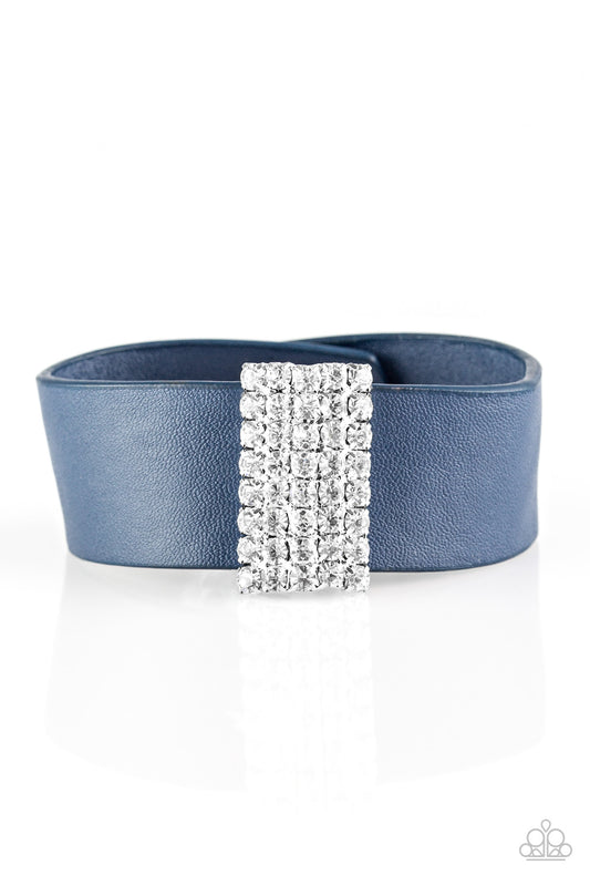 Walk The CATWALK - Blue wrap bracelet