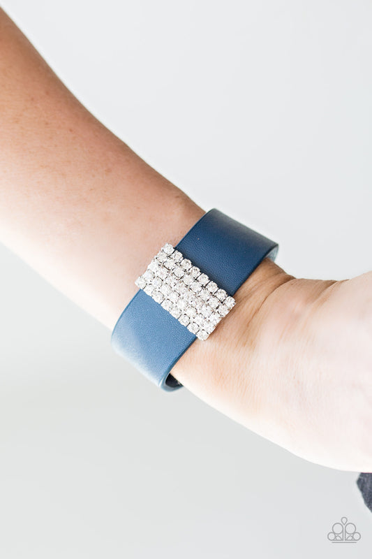 Walk The CATWALK - Blue wrap bracelet