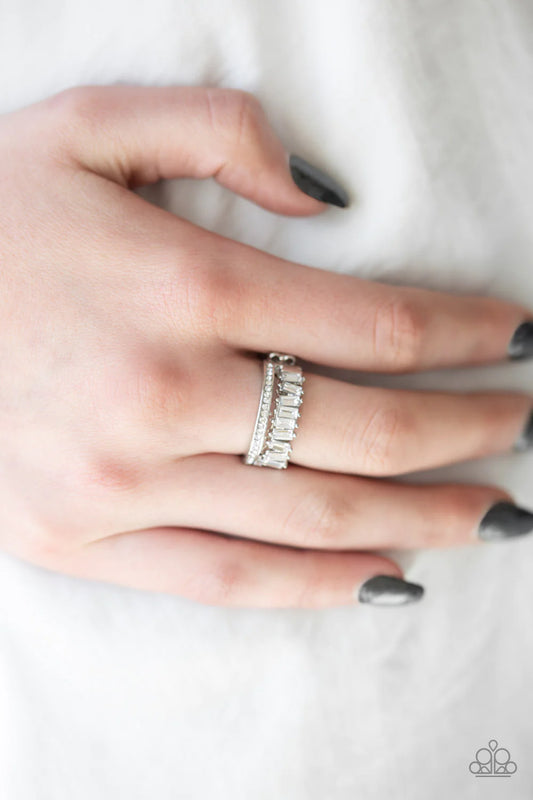ROYAL TREASURE CHEST - WHITE RHINESTONES RING