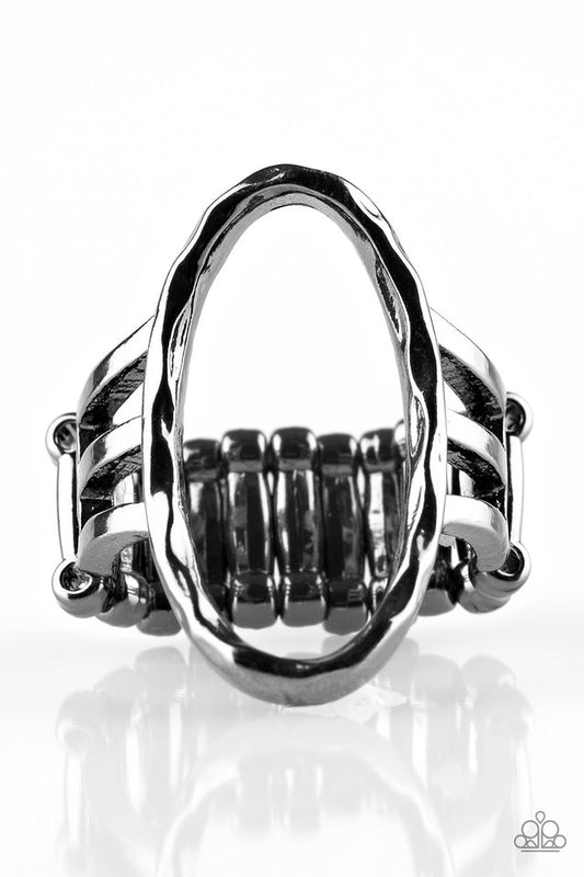 Center Chic - gunmetal ring