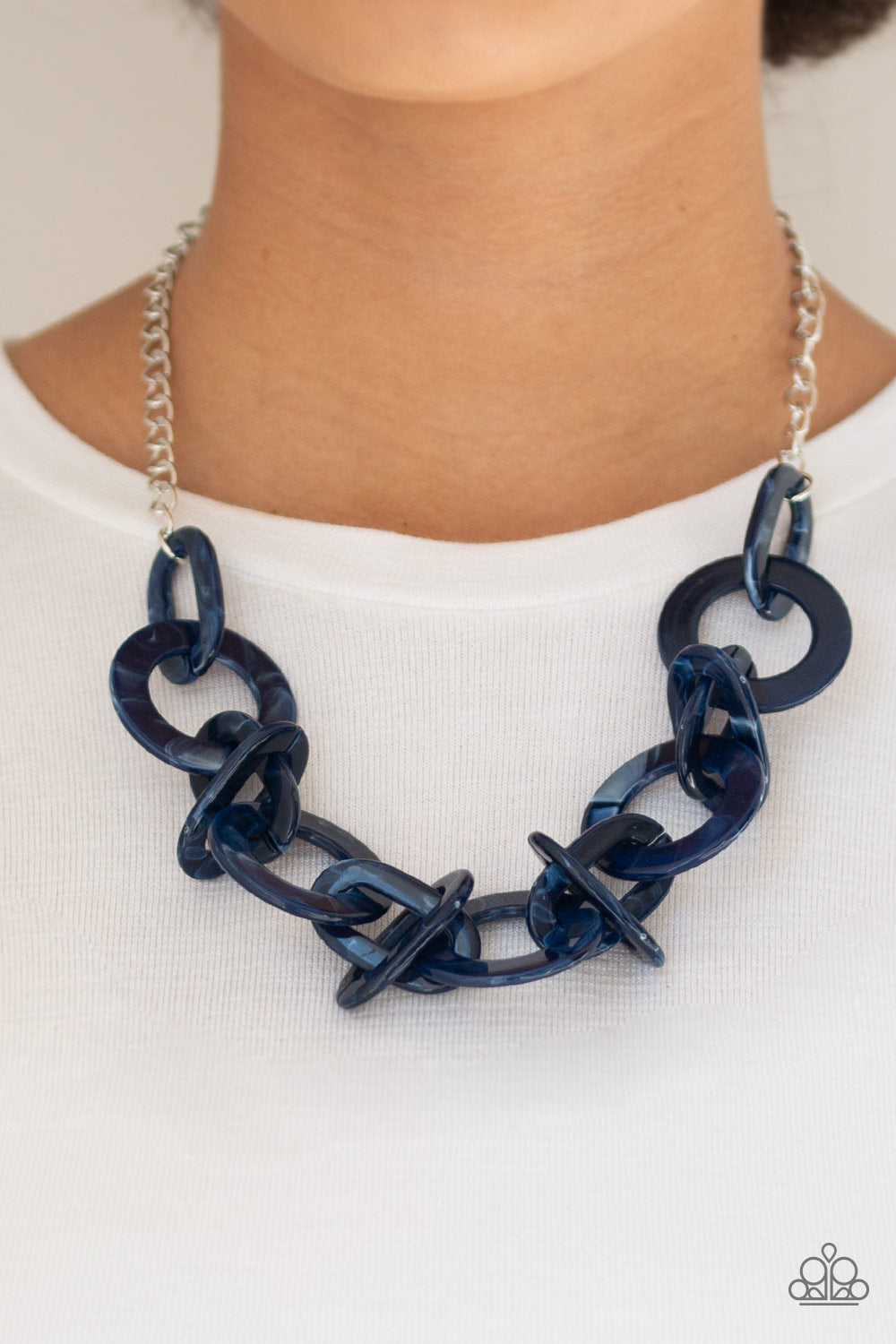 Chromatic Charm - Blue acrylic necklace