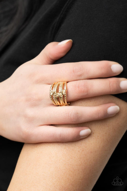 Crossing Signals - Gold ring