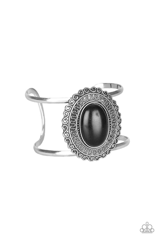 Extra EMPRESS-ive - Black cuff bracelet