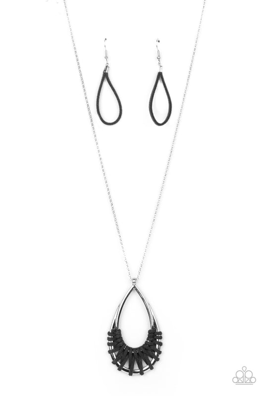 Homespun Artifact - Black necklace