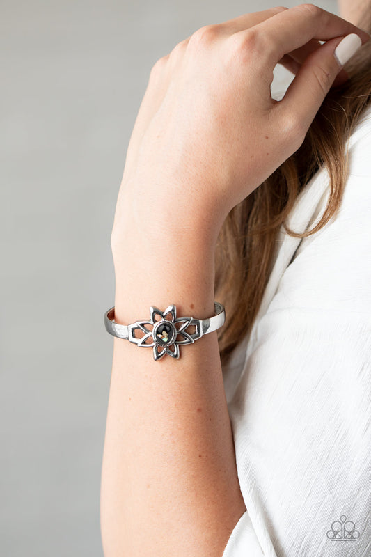 Sahara Garden - Black cuff bracelet