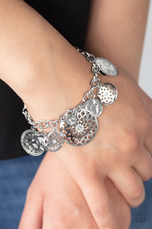 Trinket Tranquility - White rhinestones bracelet