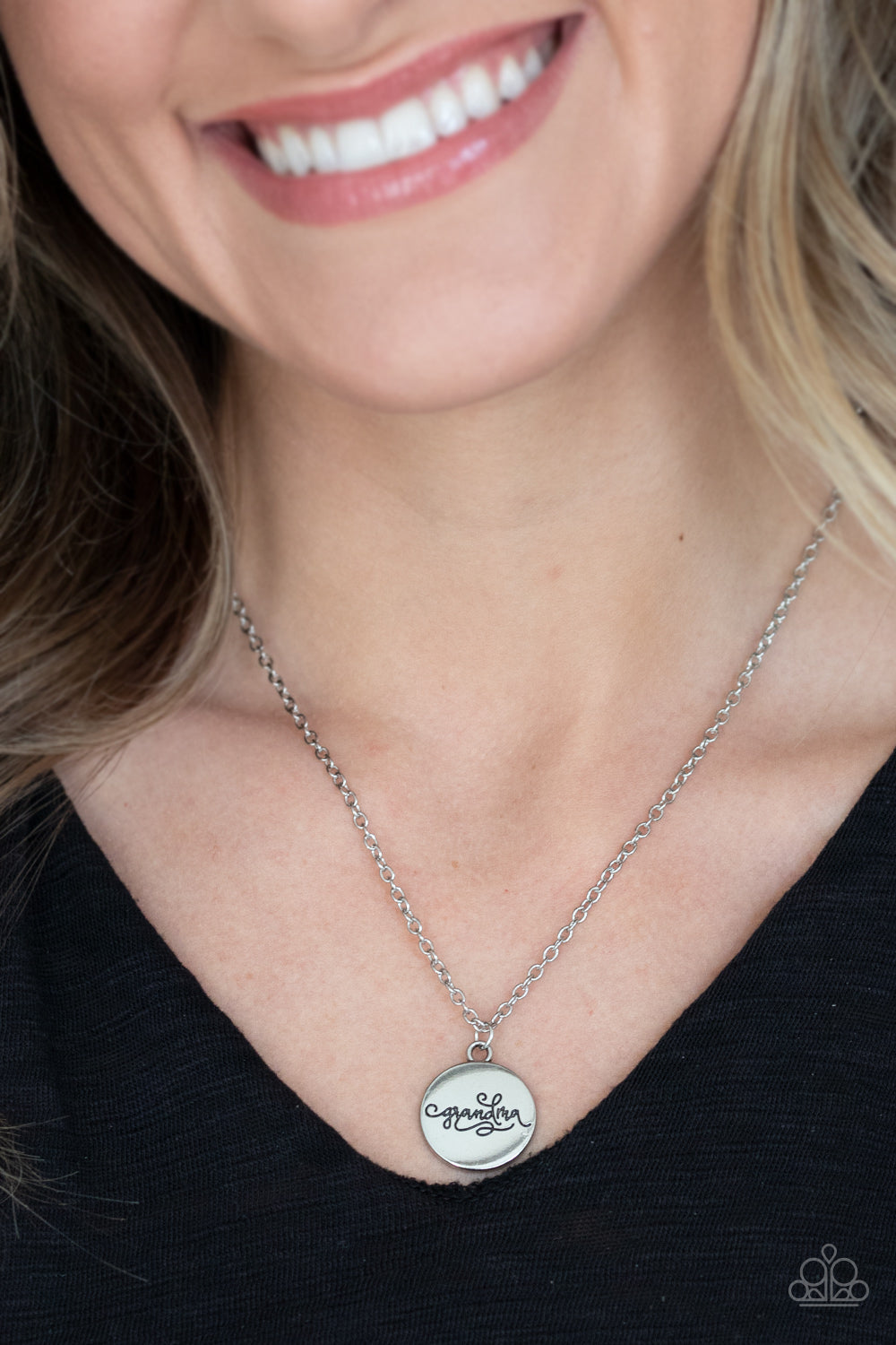 Worlds Best Grandma - Silver necklace