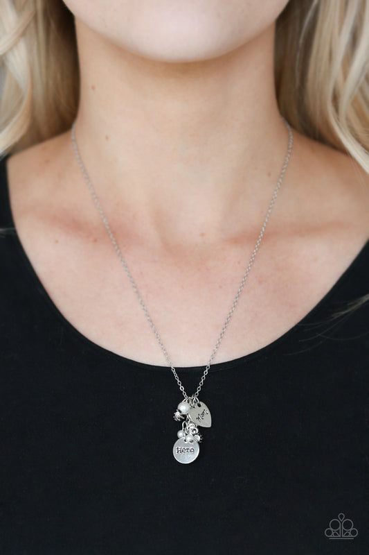 Thats My Mom - White necklace