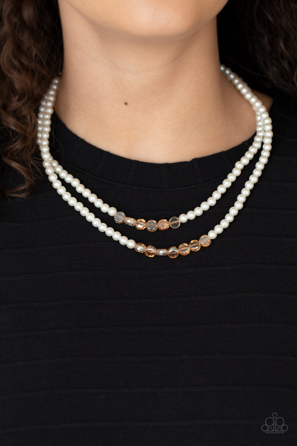 Poshly Petite - Gold/White pearl necklace
