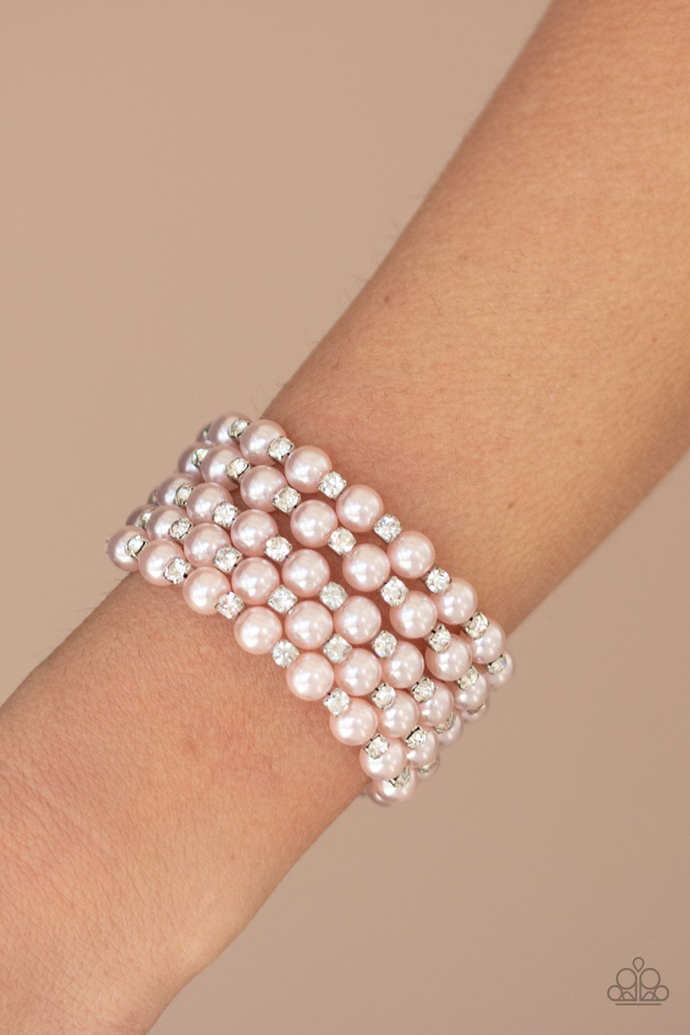 Rich Royal - Pink pearl bracelet