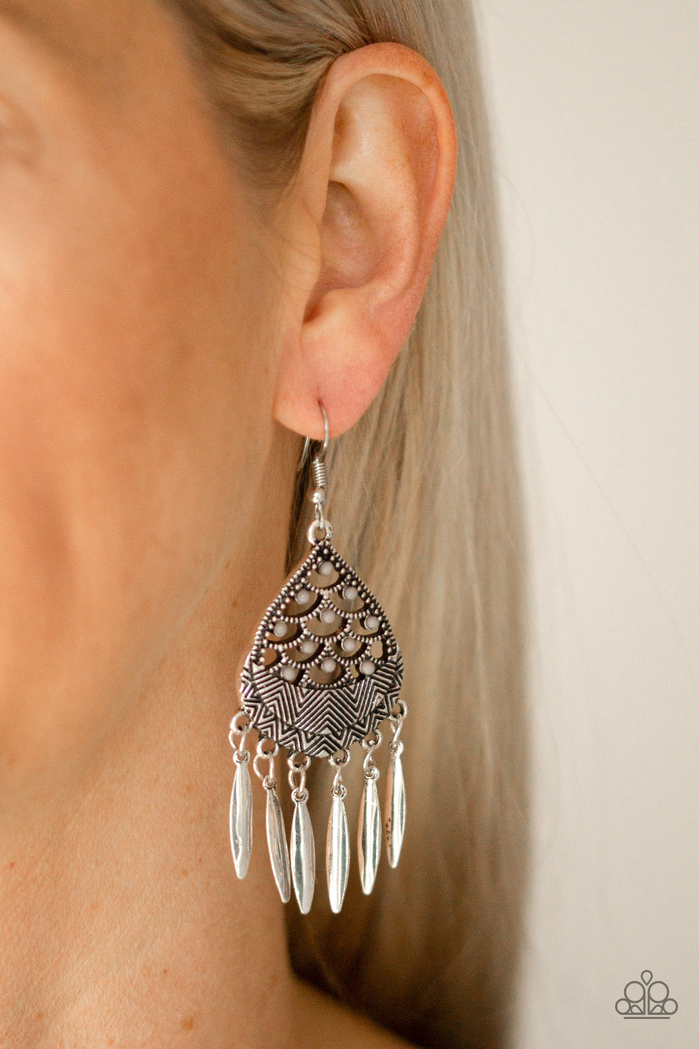 Wolf Den - Silver earrings