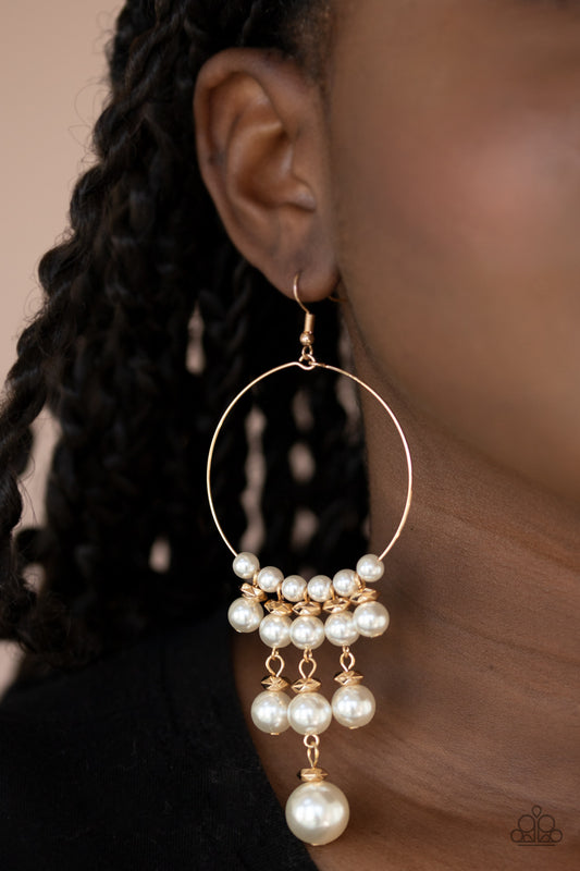Working The Room - Gold earrings