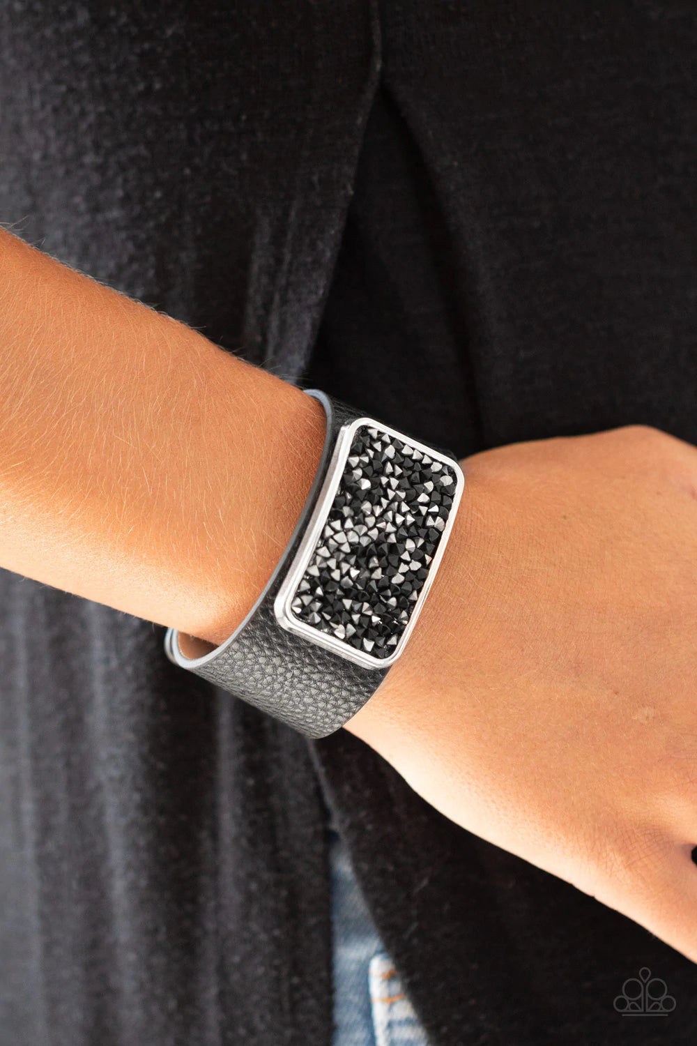 INTERSTELLAR SHIMMER - BLACK WRAP BRACELET