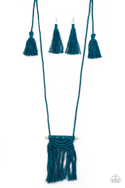 Between You and MACRAME - Blue necklace
