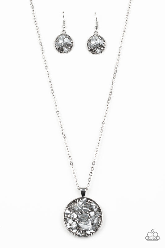 GLAM Crush Monday - Silver necklace